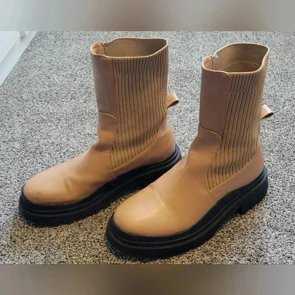 Camel Knitted Panel Wave Sole Chunky Calf High Ankle Boots, womens size 9 - Picture 5 of 12